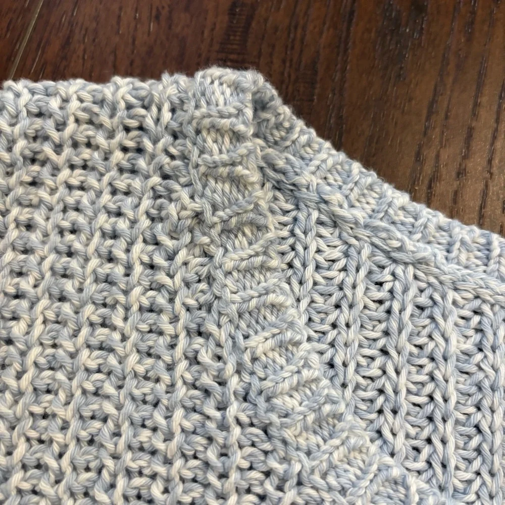 *NEW! Old Navy Light Blue Knitted Top Clean Girl Minimalist Classic 100% Cotton - Picture 4 of 7